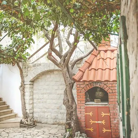 Apartament Romić *