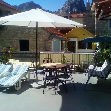 Apartment Romic *